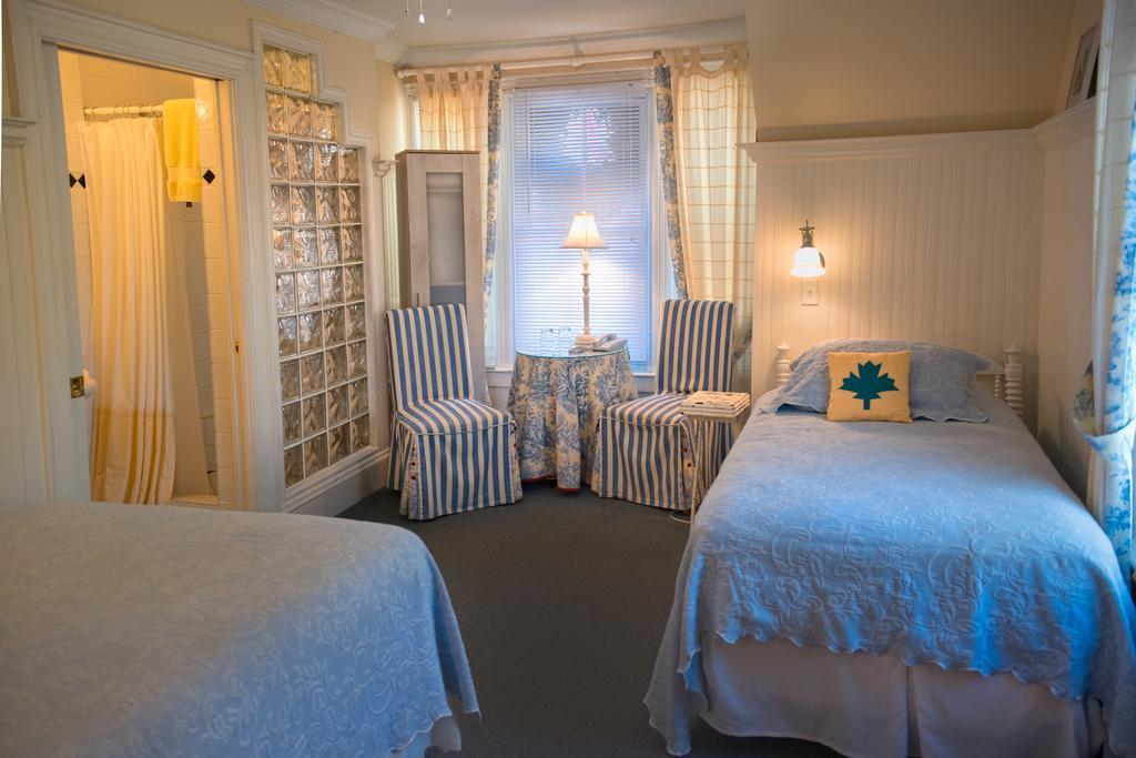 Dunlop Inn Baddeck Inlet Esterno foto